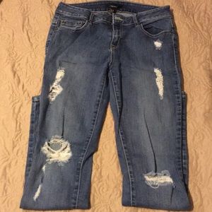 Forever 21 jeans size 28